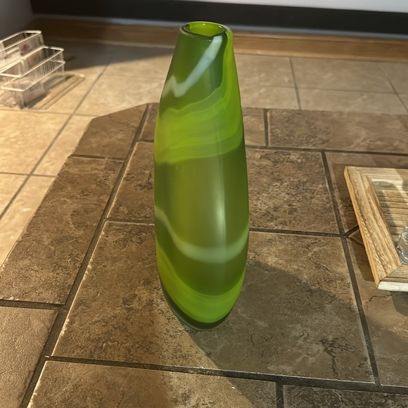 Crate & Barrel Green Swirl Lima Vase - Picture 5 of 6